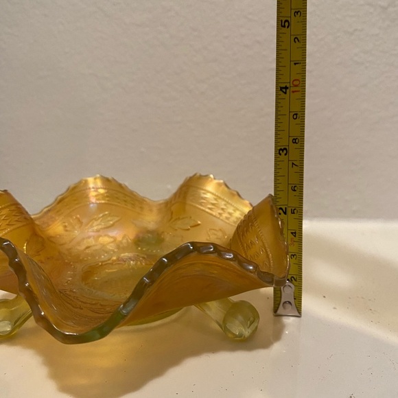 Antique Fenton Two Flower Carnival Glass Footed Bowl - Picture 10 of 10